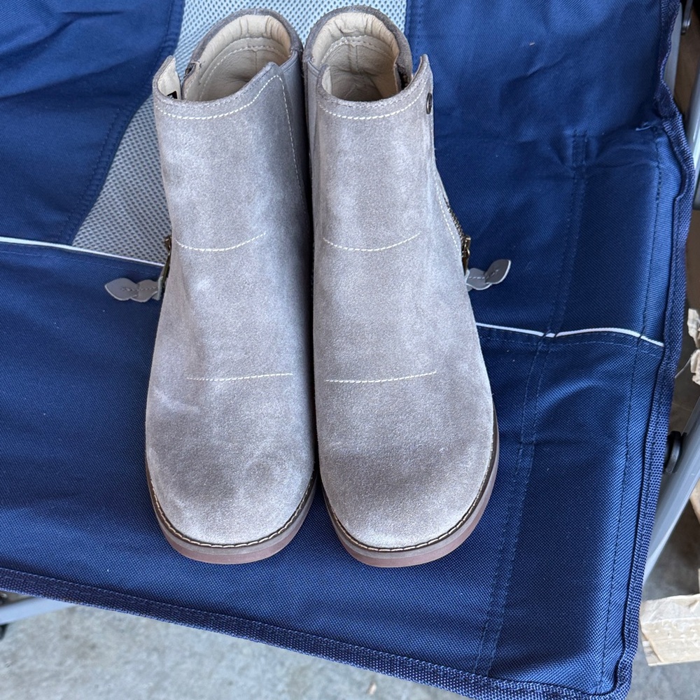 Spence Gray Suede Women’s Boots